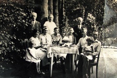 Żbikowscy z rodziną - Nasutów