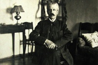 Gustaw Żbikowski, zięć AleksandraGłowacza, Nasutów