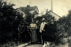 Nasutów w tle gorzelnia