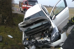 Nasutów Toyota uderzyła w przepust 3