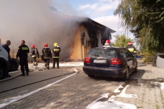Pożar warsztatu samochodowego w Ciecierzynie 2