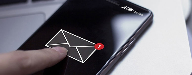 wysyłanie SMS-ów do kogoś po podłączeniu randki azjatyckie w Manchesterze