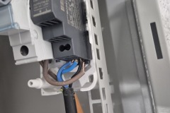 Małe wypięcie przewodu i domofony nie otwierają drzwi