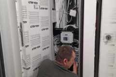 Montaż zbiorczej instalacji rtv-sat w bloku mieszkalnym