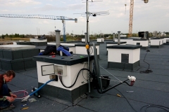 Podczas-montażu-zestawu-anten-zbiorczych-Lublin