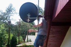 Podczas ustawienia anteny satelitarnej