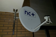 Nietypowy montaż anteny nc+ do balkonu